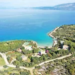 Aria - Luxury Beachfront With Pool And Tennis Court Koilás