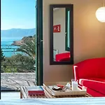 Aria - Luxury Beachfront With Pool And Tennis Court 빌라