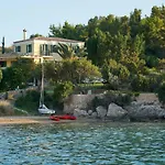 Aria - Luxury Beachfront With Pool And Tennis Court * Koilás