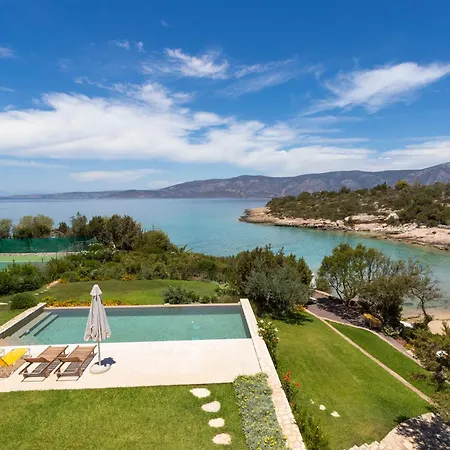 Aria - Luxury Beachfront With Pool And Tennis Court *