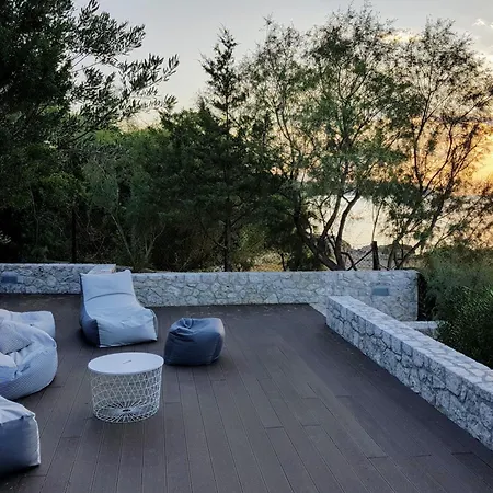 Aria - Luxury Beachfront With Pool And Tennis Court