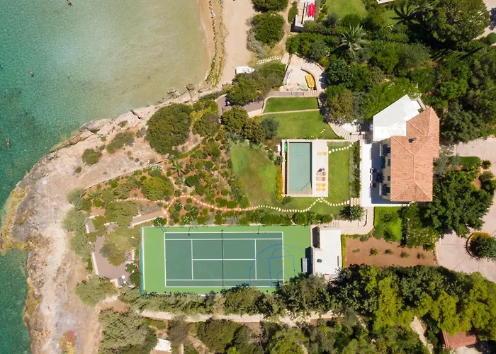 Aria - Luxury Beachfront With Pool And Tennis Court *