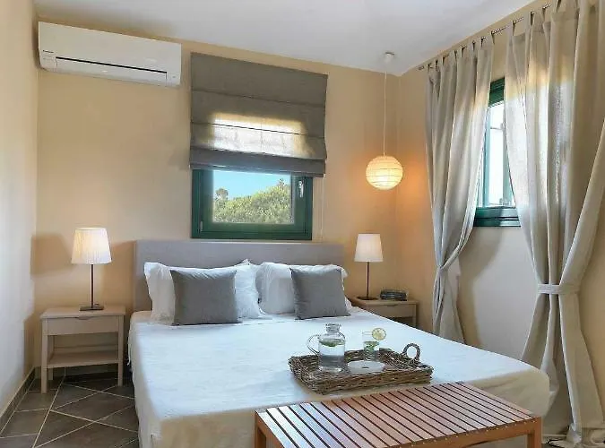 Aria - Luxury Beachfront With Pool And Tennis Court Villa *