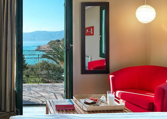 Aria - Luxury Beachfront With Pool And Tennis Court Villa