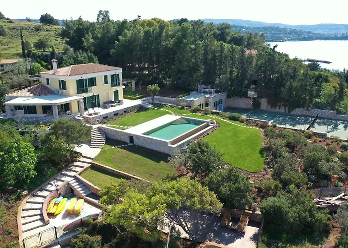 Villa Aria - Luxury Beachfront With Pool And Tennis Court *