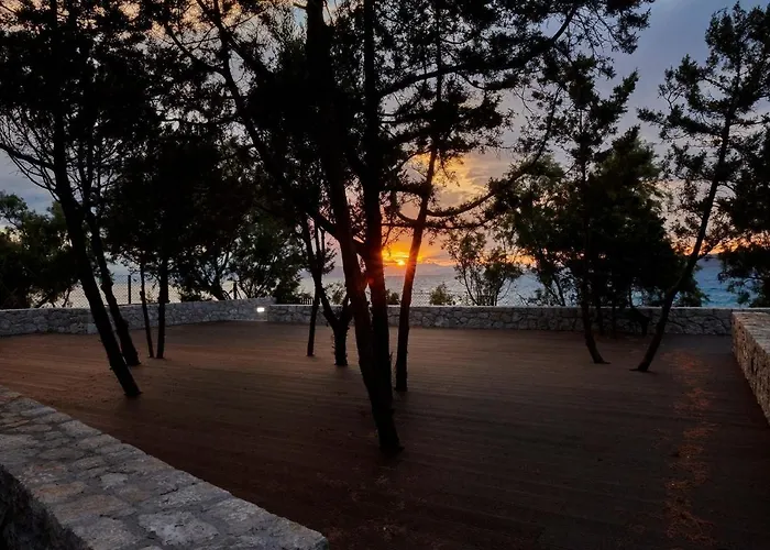 Aria - Luxury Beachfront With Pool And Tennis Court Villa *