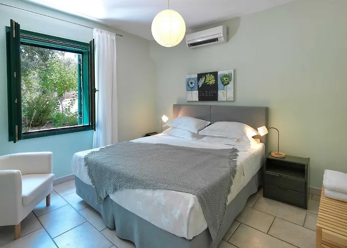 Villa Aria - Luxury Beachfront With Pool And Tennis Court